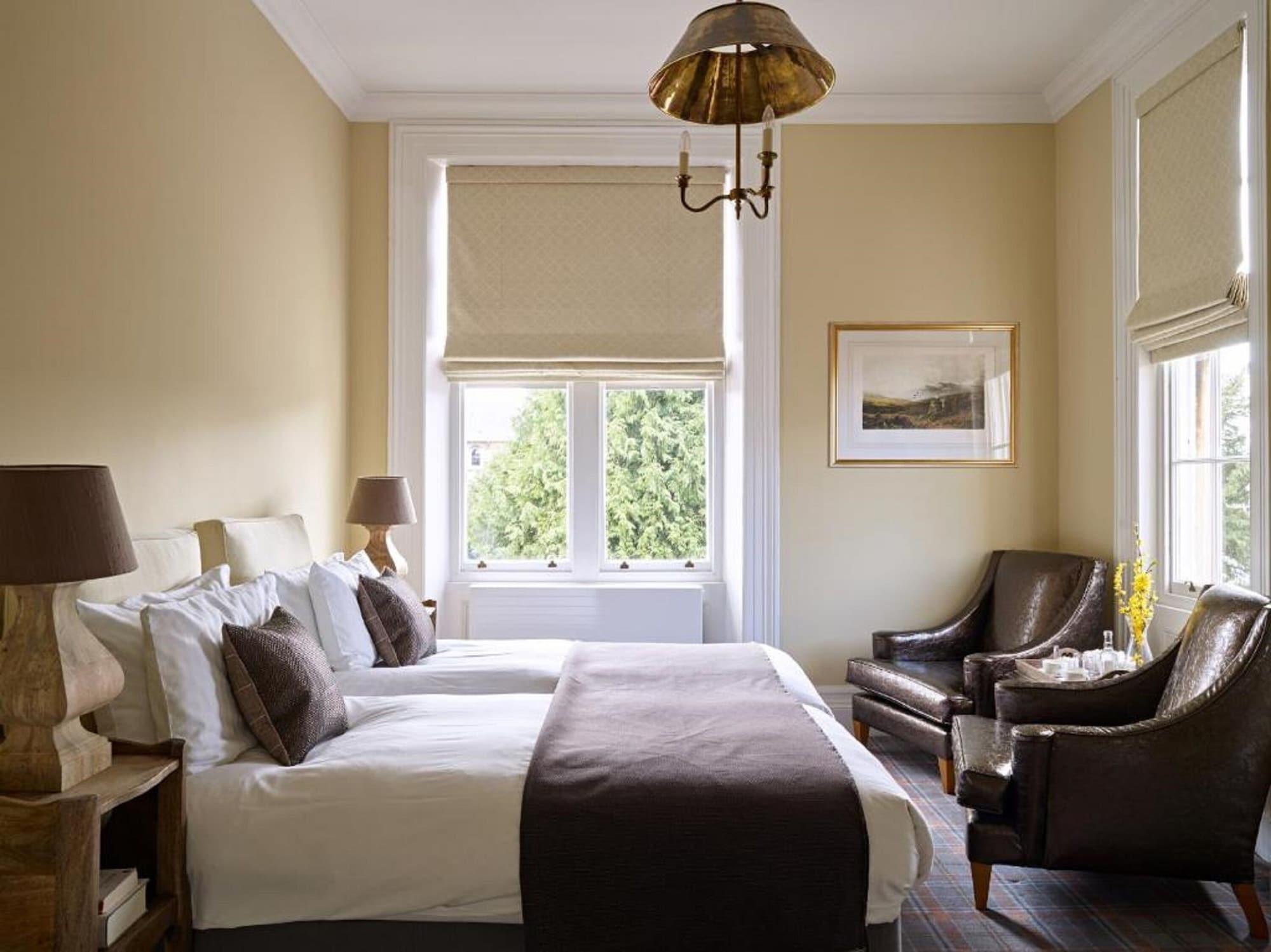 Bed and Breakfast Cotswold Grange Челтнем Екстер'єр фото A room at the hotel