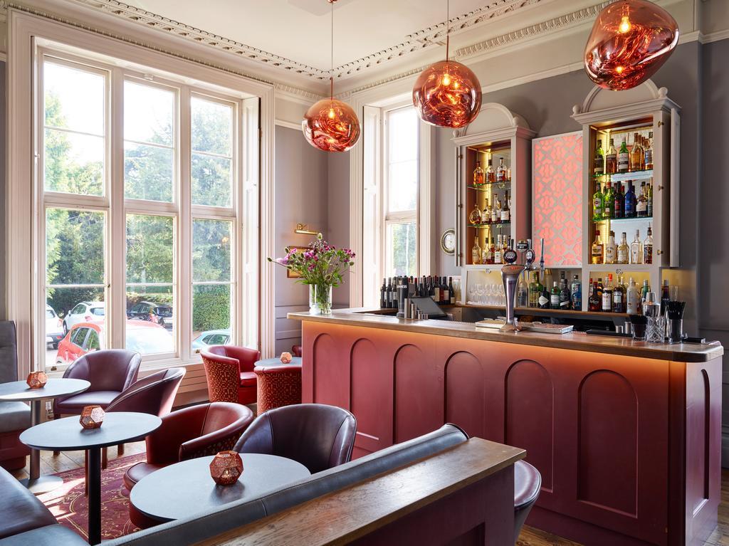 Bed and Breakfast Cotswold Grange Челтнем Екстер'єр фото The bar at the 2018 refurbishment